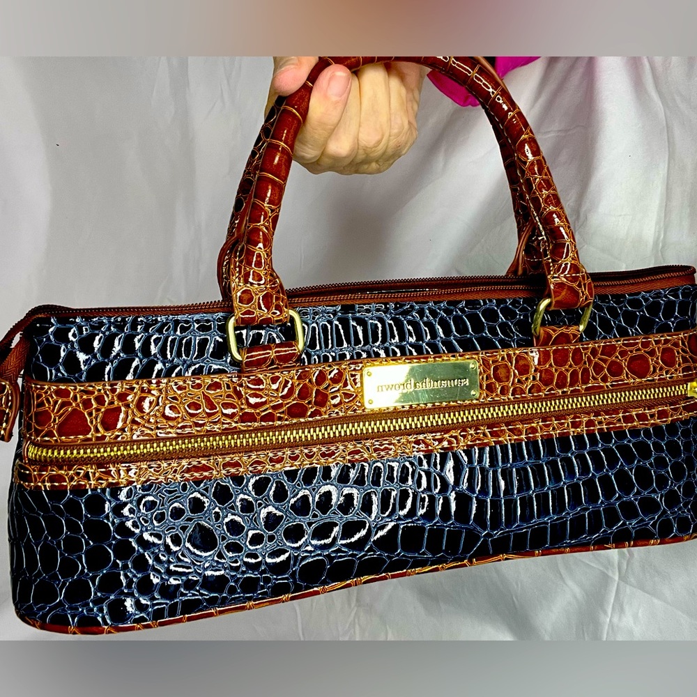 NWT...SAMANTHA BROWN WINE TOTE/CARRIER